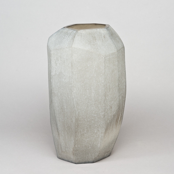 Vase CUBISTIC L, H 48 x D 31 cm, Smokegrey;
