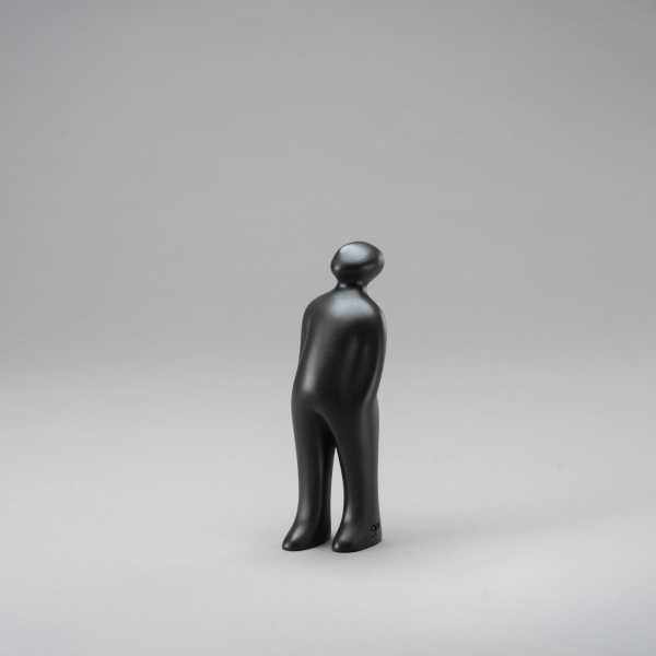 THE VISITOR S, H 23 cm, Black;