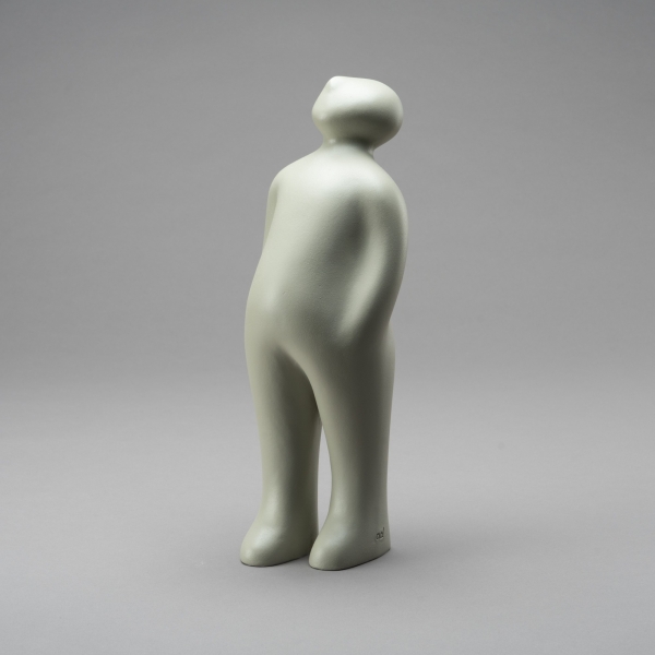 THE VISITOR M, H 37 cm, Nuvem;