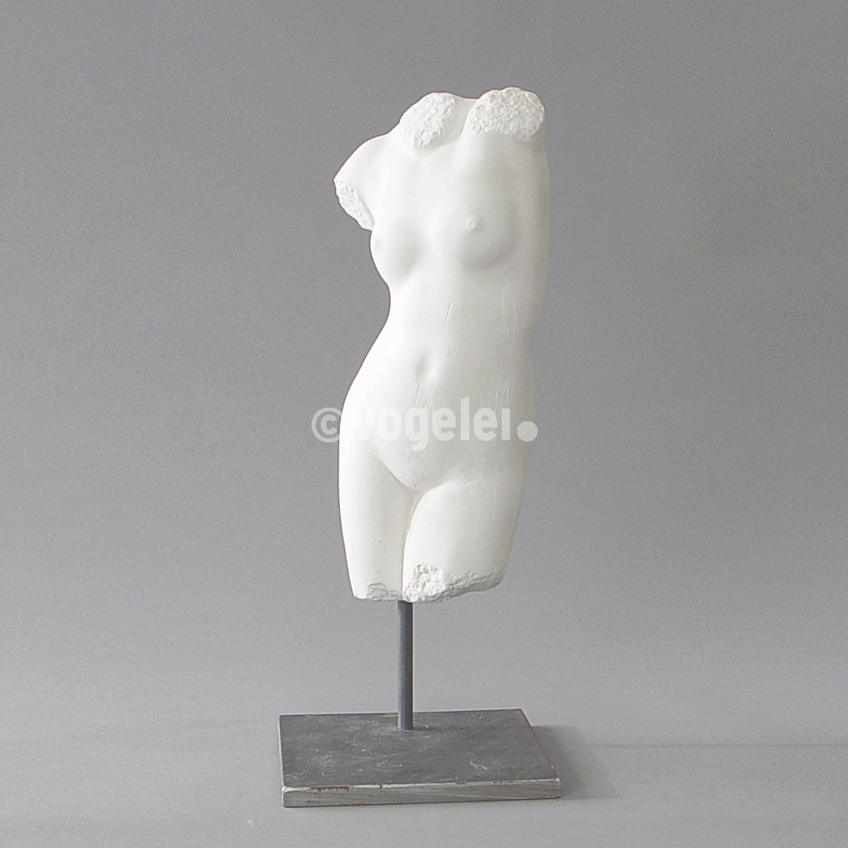 Torso Frau klein, Stuck, H 51 cm, Natur