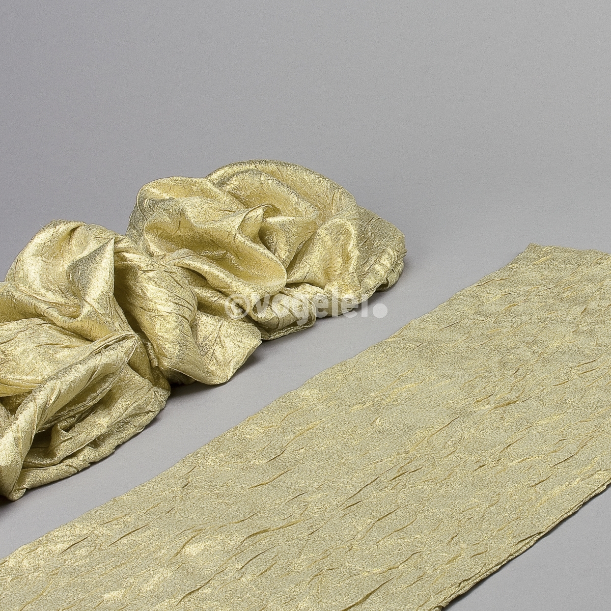 Tischdrapierung Gold antik, L 300 cm, Weissgold