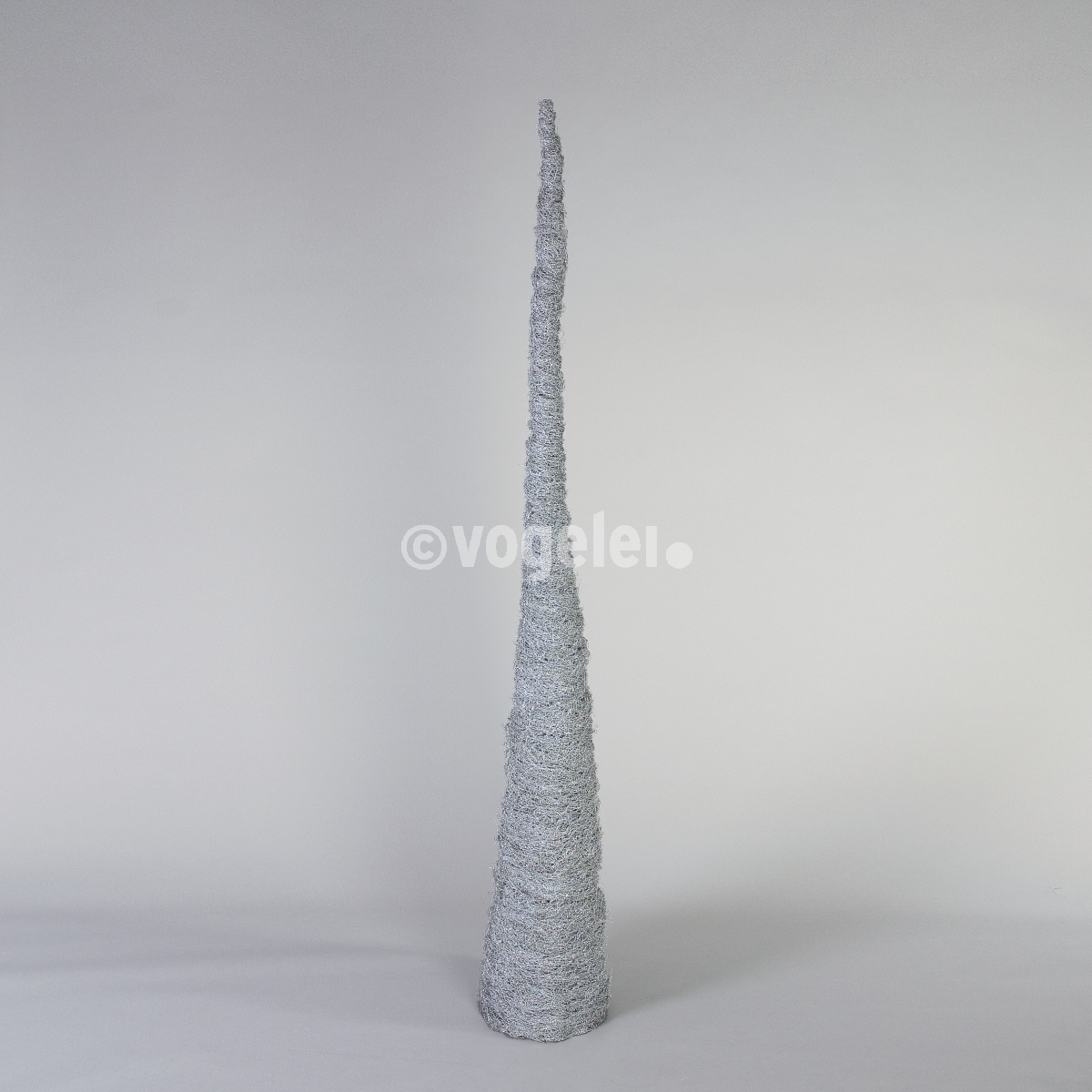 Rebenpyramide, ca. H 250 x Du 38 cm, Silber