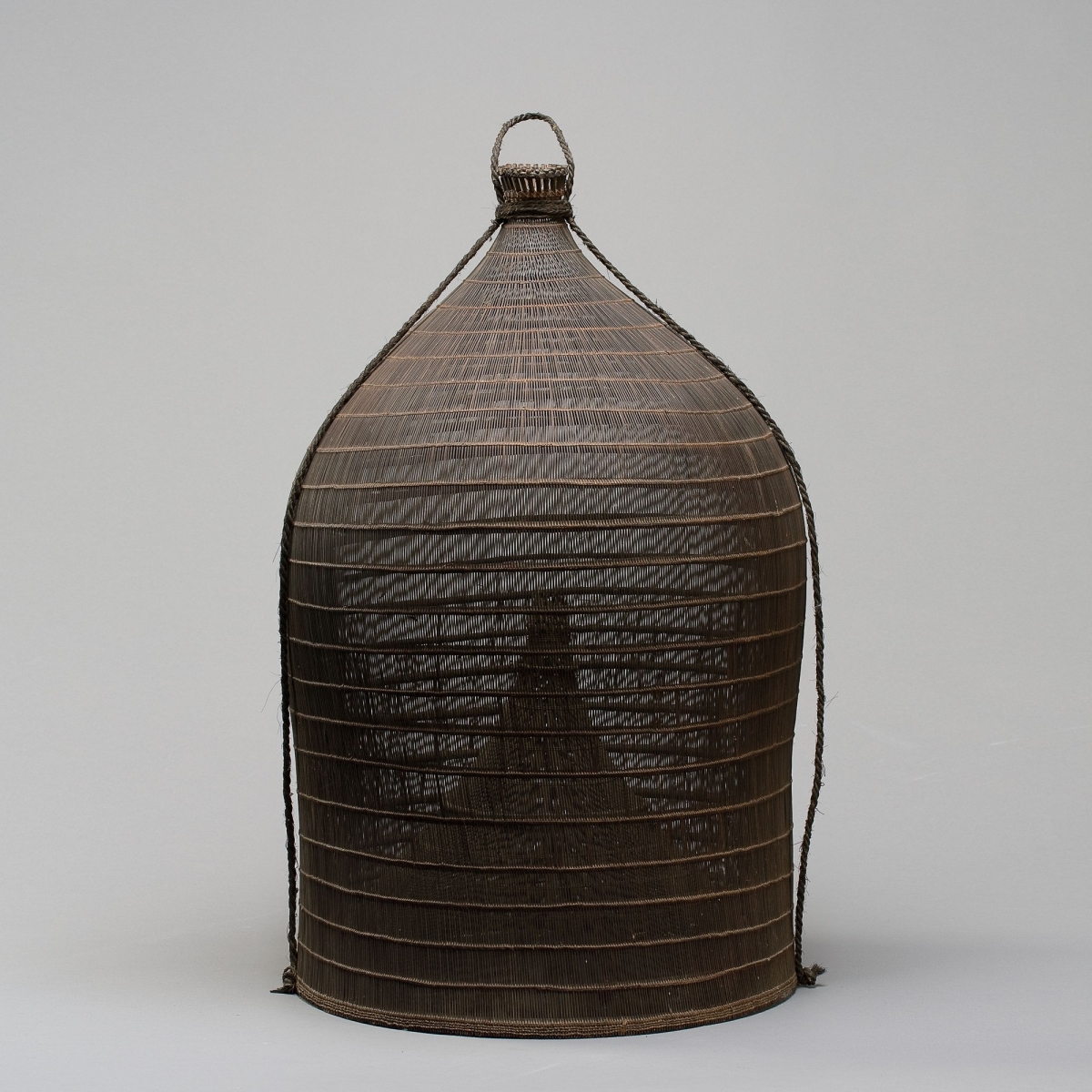 Fischreuse alt, Holz, ca. H 75 x D 45 cm, Natur;