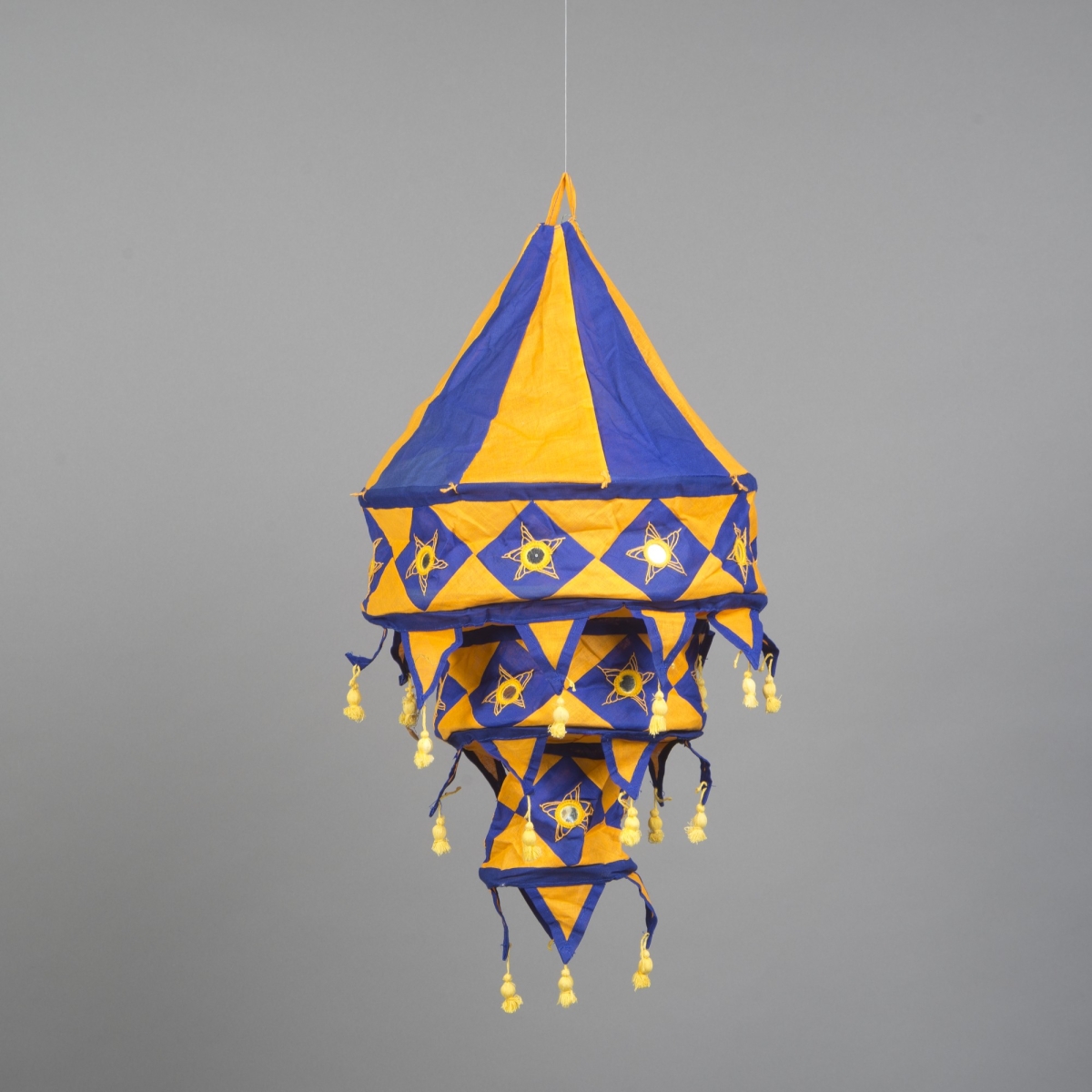 Laterne indisch, textil, H 90 x B 40,6 cm, Blau;