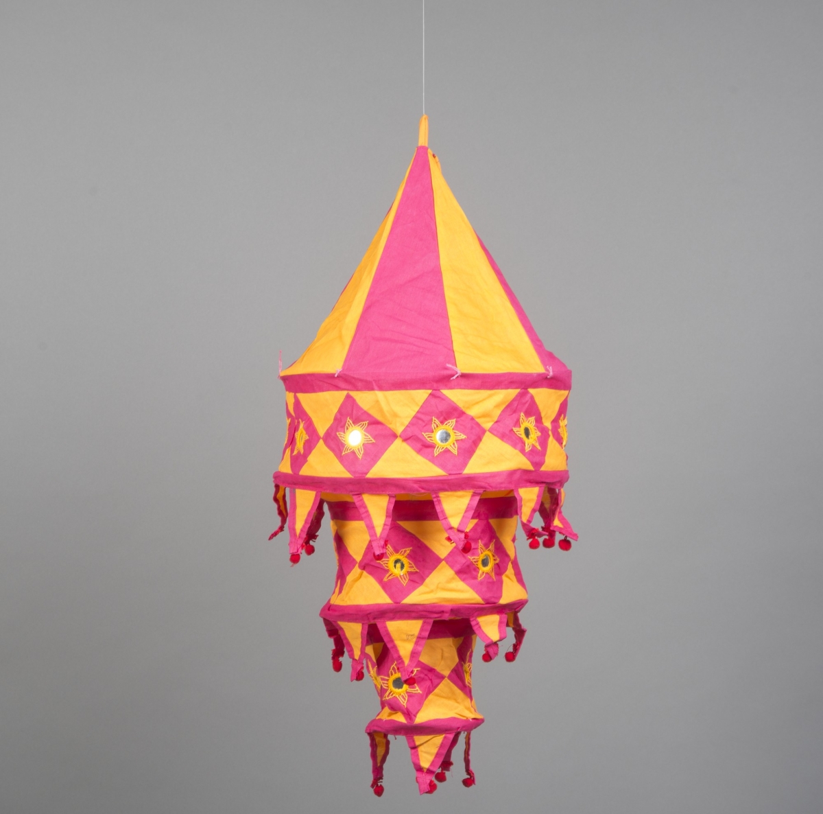 Laterne indisch, textil, H 90 x B 40,6 cm, Pink;