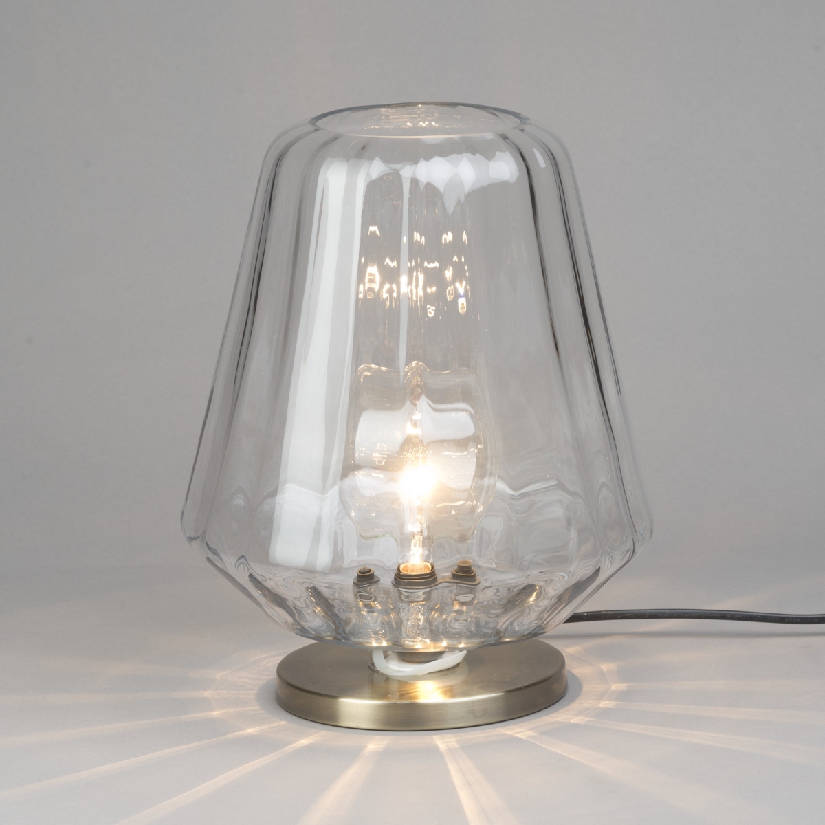 Tischleuchte PRISMA, dimmb., H 29 x D 25 cm, Glas;