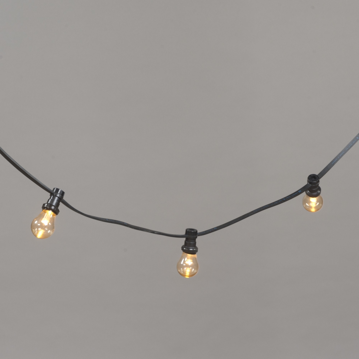 Farbige LED-Glühbirne, 4,5 Watt, D60, Klarglas;