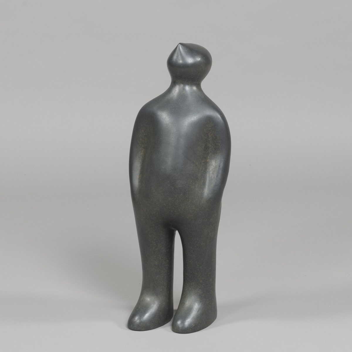 "The Visitor", B 21 x L 28 x H 75 cm, Bronze;