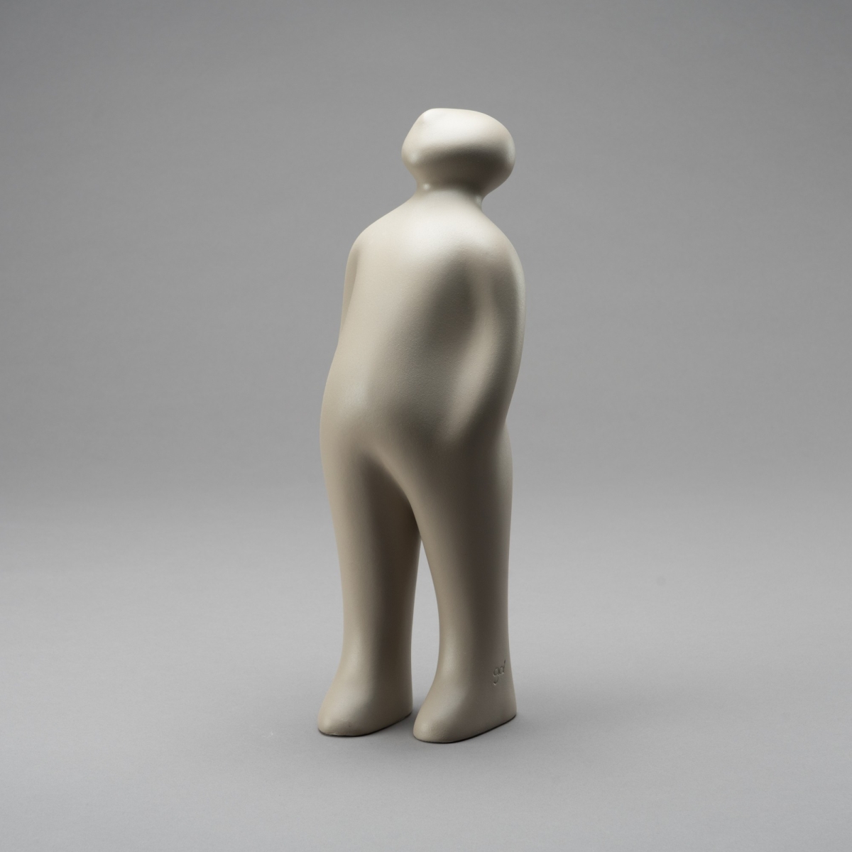 THE VISITOR M, H 37 cm, Cinzia Grau;